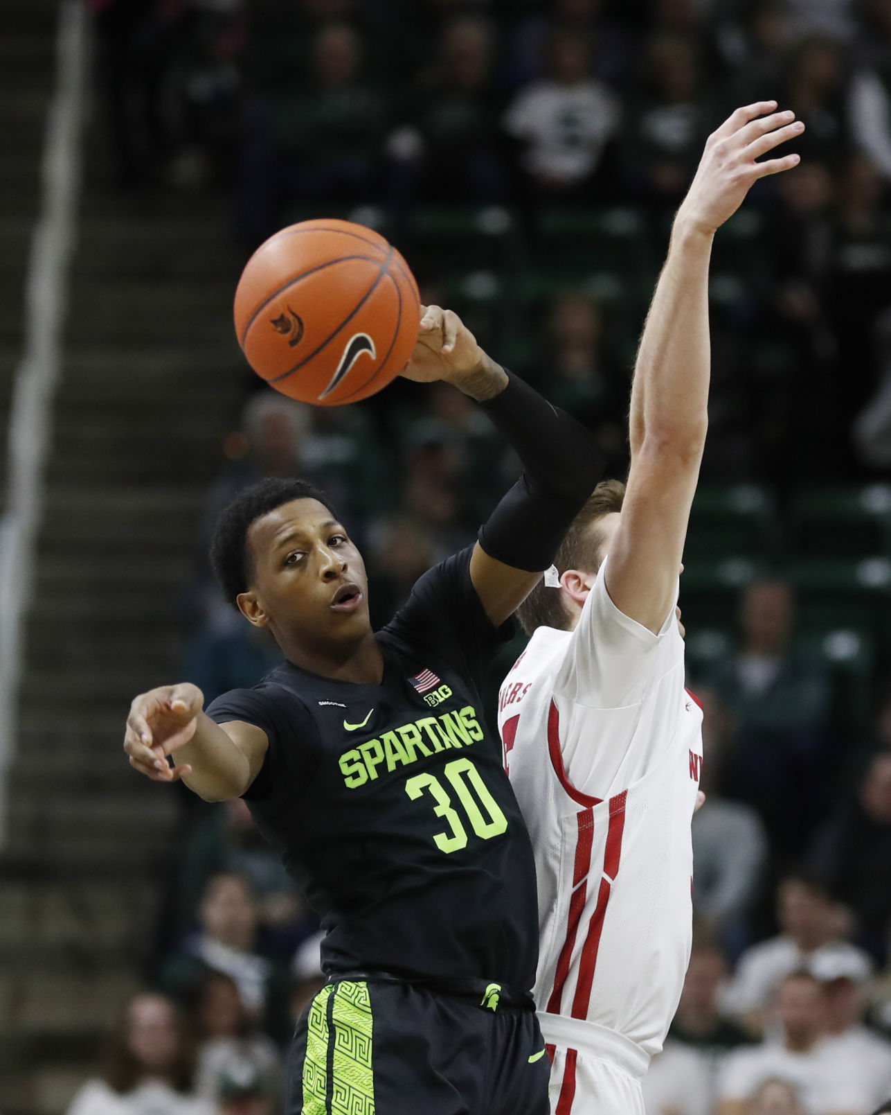 Spartans 67, Badgers 55